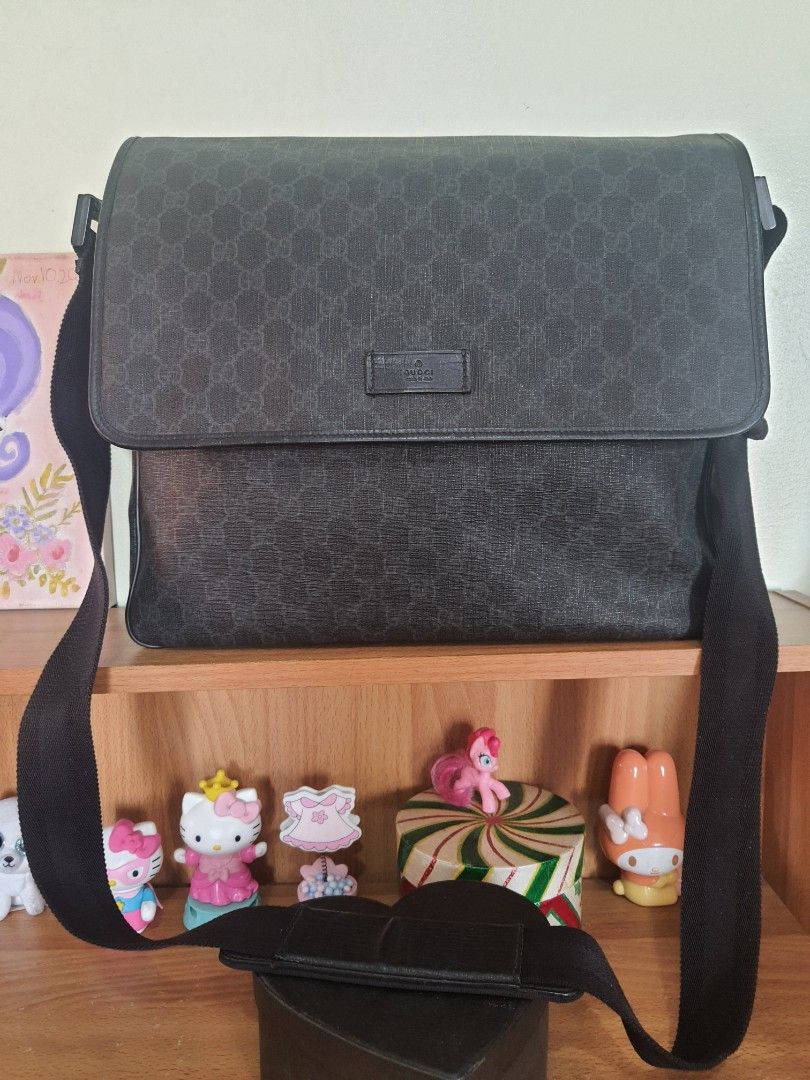 Authentic GG Monogram Gucci Bag (Category: Luxury Bags & Wallets) located in Quezon City. Submitted by pinksgate31 (Listing ID 1316628132, Image 1). Description: Authentic Coated Canvas Monogram Gucci. 100% Legit, money back guarantee. Ready to deliver, free shipping within Metro Manila..