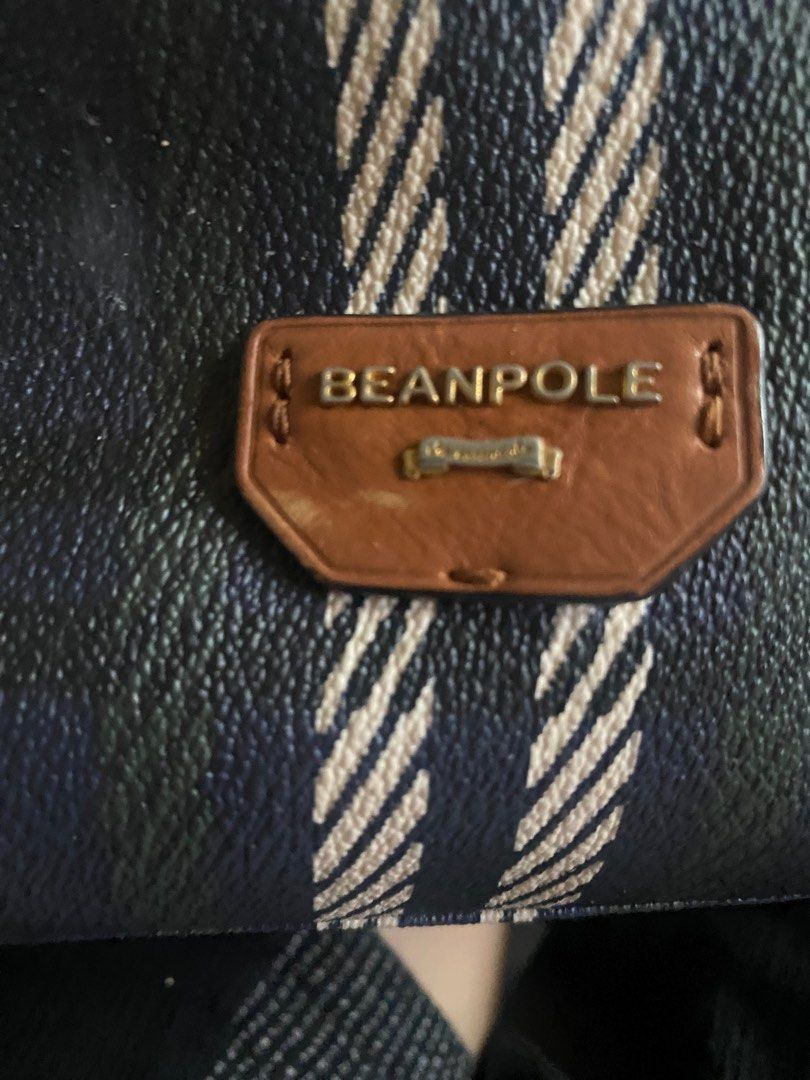 Beanpole Authentic Bag (Category: Luxury Bags & Wallets) located in Binan City. Submitted by thel81390 (Listing ID 1316622907, Image 3). Description: Beanpole bag Super ganda Last price posted! Sf included!.