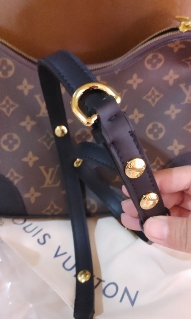 LV Boulogne Black mono (Category: Luxury Bags & Wallets) located in San Jose. Submitted by lilysluxurycollections (Listing ID 1316652459, Image 3). Description: small to medium size black mono leather with pocket inside comes with 2 sling - chain sling and long leather sling.