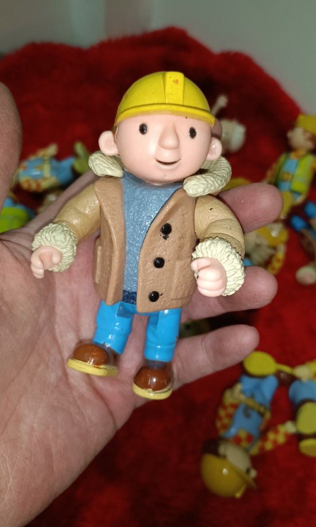 Bob the builder figures (Category: Figurines & Statues) located in Iligan City. Submitted by shehabdor98515 (Listing ID 1316697537, Image 3). Description: sold per piece.