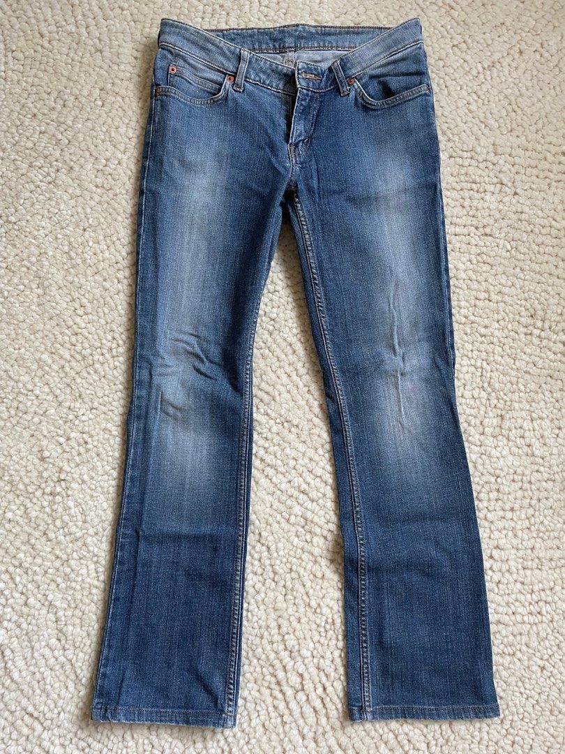 bootcut jeans (Category: Jeans & Leggings) located in Gelang Patah. Submitted by mizzruru (Listing ID 1316630183, Image 1). Description: Original levis from boutique.