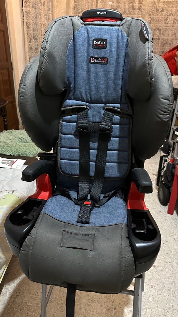 Britax Pioneer Child Car Seat
