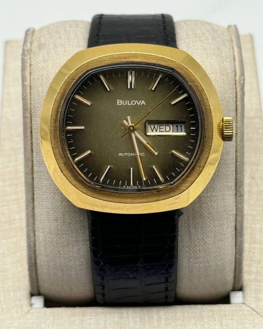 Bulova Day-Date Gradient Brown Gold Plated Leather Strap (Category: Luxury Watches) located in Manila. Submitted by _classicwatchcollection (Listing ID 1316713473, Image 1). Description: FS: Bulova Day-Date Gradient Brown Gold Plated Leather Strap Php 20,000 Condition: 8/10 Movement: Automatic Case size: 40mm Unit only. Pm or Contact 09063027061 for inquiries..