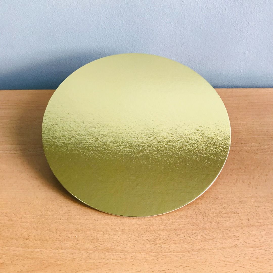 Cakes Boxes and Cake Boards (Check Description for Sizes/Price) (Category: Storage Boxes & Baskets) located in Quezon City. Submitted by dealsmaster (Listing ID 1316687345, Image 3). Description: For bulk orders, feel free to inquire. Pricelist (by 20s): 2pc-box 8x8x4 - 250 1pc-box 9x9x3 - 280 (white, natural) 8x8x3 - 250 (natural) 6x9x3 - 220 (natural) 6x6x3 - 200 (white, natural) 6x9x1.5 - 180 (white) 5x6.75x1.5 - 130 (white, natural) Round Cak