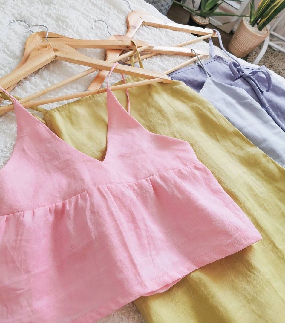 Callelily Top (Category: Blouses) located in Quezon City. Submitted by _dolfin (Listing ID 1316673714, Image 2). Description: Used twice. No flaws.