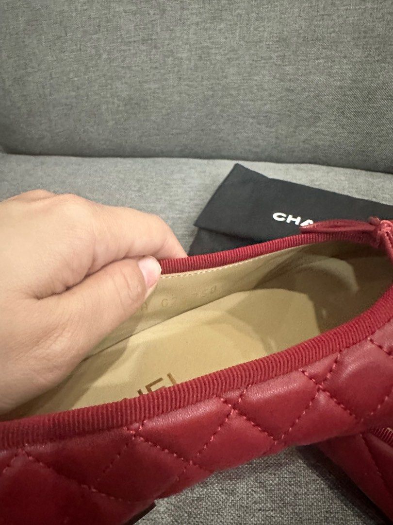 Chanel flata (Category: Sneakers & Footwear) located in Quezon City. Submitted by authenticpreloveeedph (Listing ID 1316648679, Image 3). Description: .