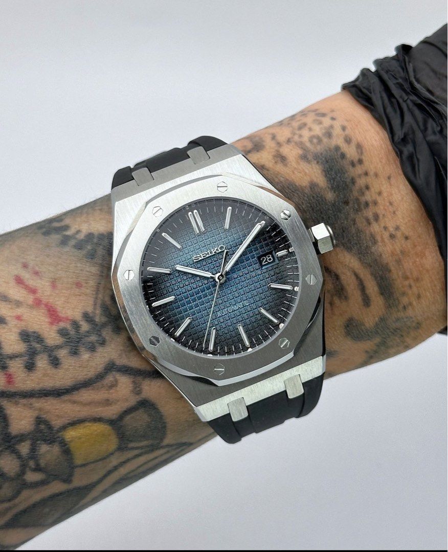 Custom Seiko Mod 42mm Blue Black Fade AP w/ Rubber Strap, Men's Fashion ...