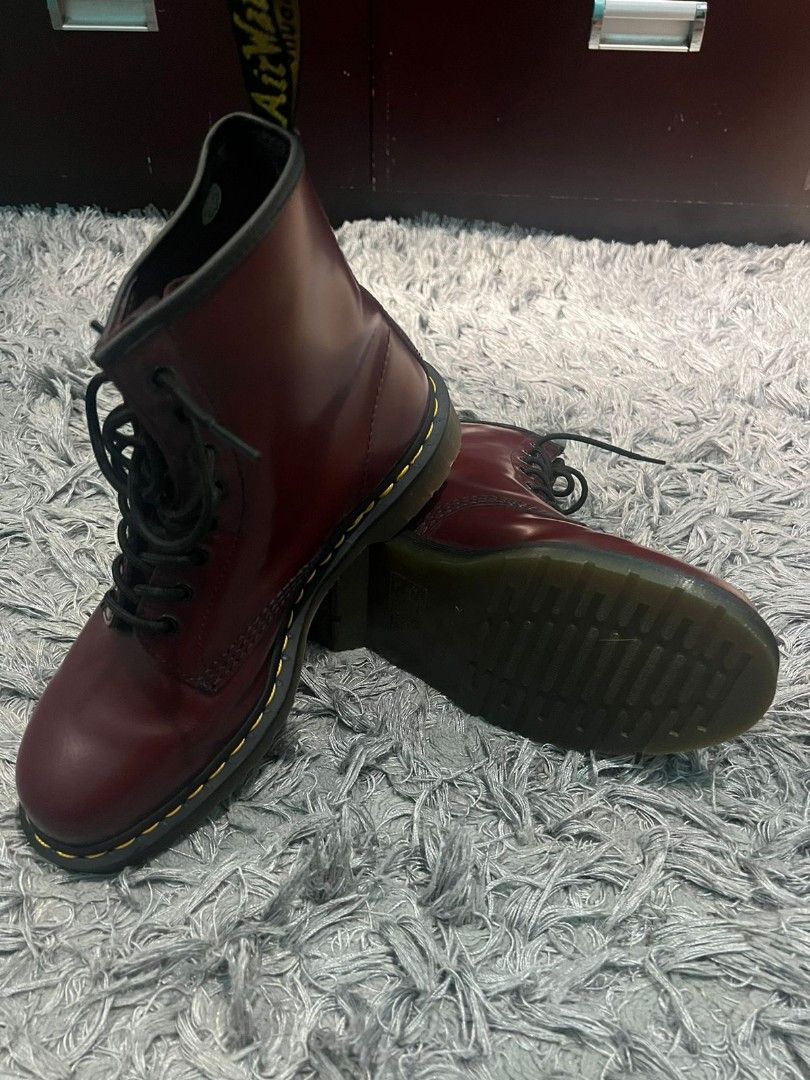 Dr martens 1460 cherry 43 online