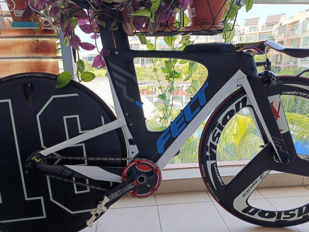 Frameset Sale - Felt IA14 Carbon TT