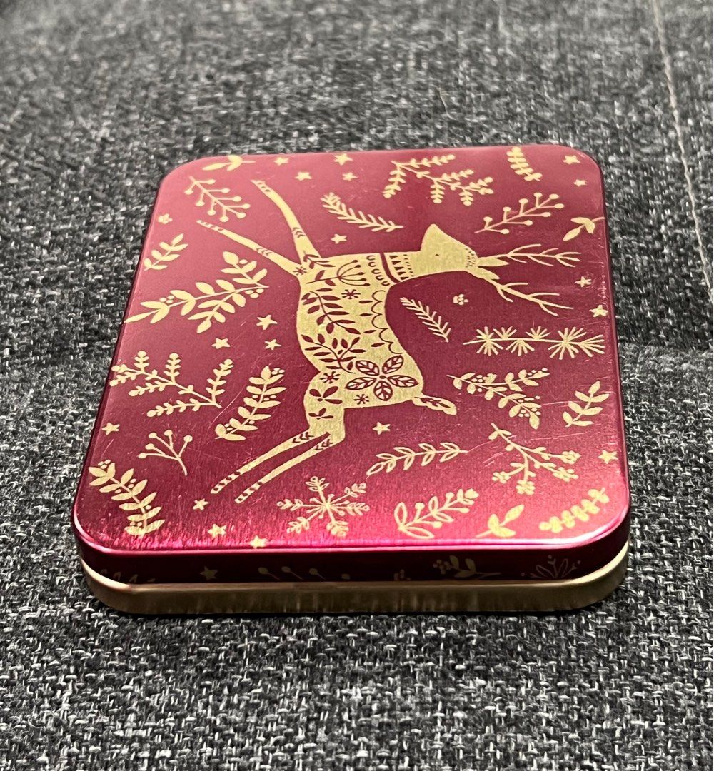 gift card holder (Category: Storage Boxes & Baskets) located in Talibon. Submitted by ky.declutters (Listing ID 1316728274, Image 1). Description: ✨ bought in Canada ✨ only 1 gift card can fit (for giving a gift card as a present) ✨ NOTE: pls make sure to check last photo.