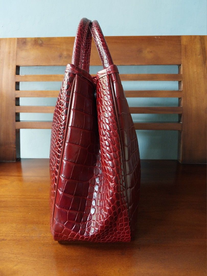 Longchamp Brown Croc Embossed