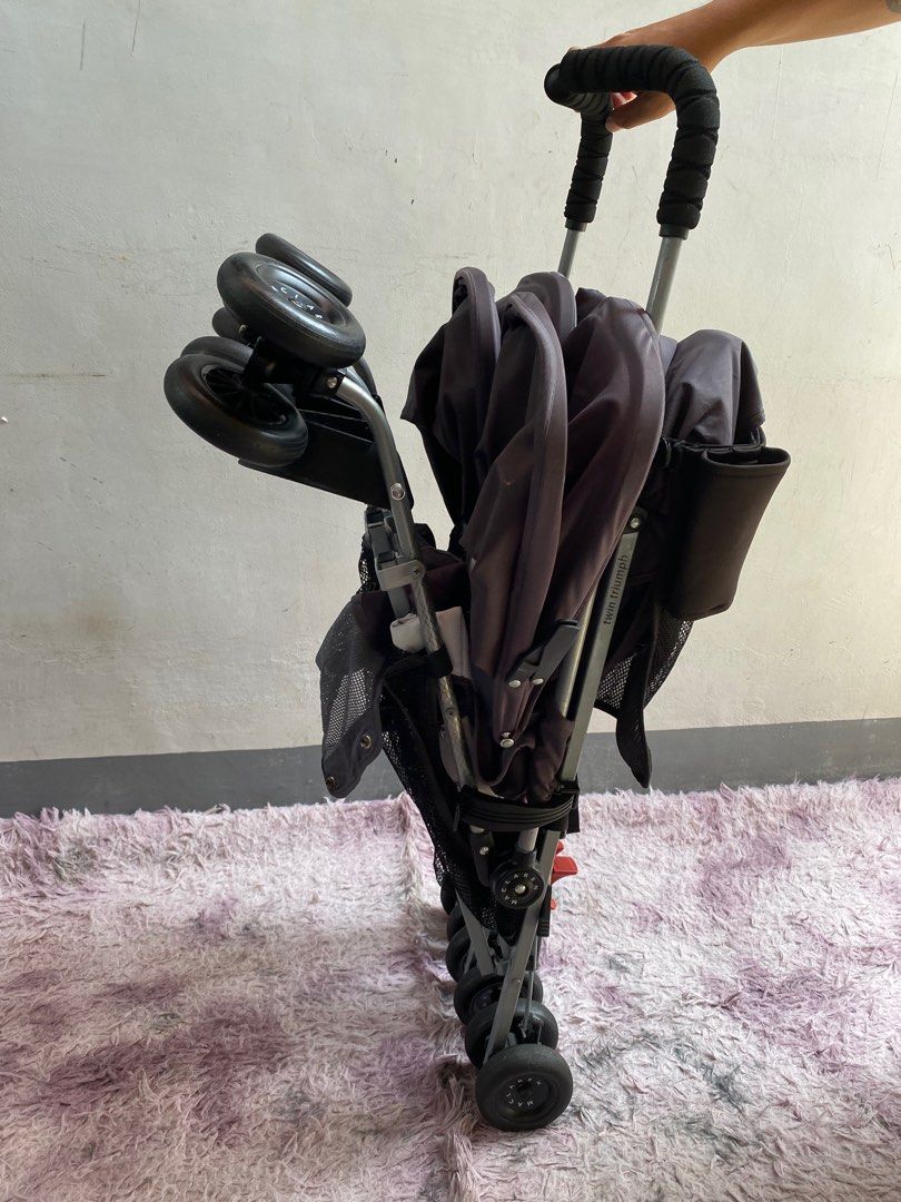 Maclaren Twin Truimp Twin Stroller (Category: Strollers) located in Manila. Submitted by avalanchesonlineshopmainacount (Listing ID 1316648000, Image 2). Description: .