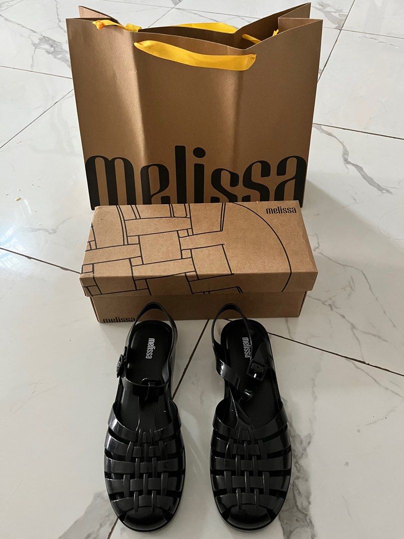 Melissa Sepatu sandal hitam glossy