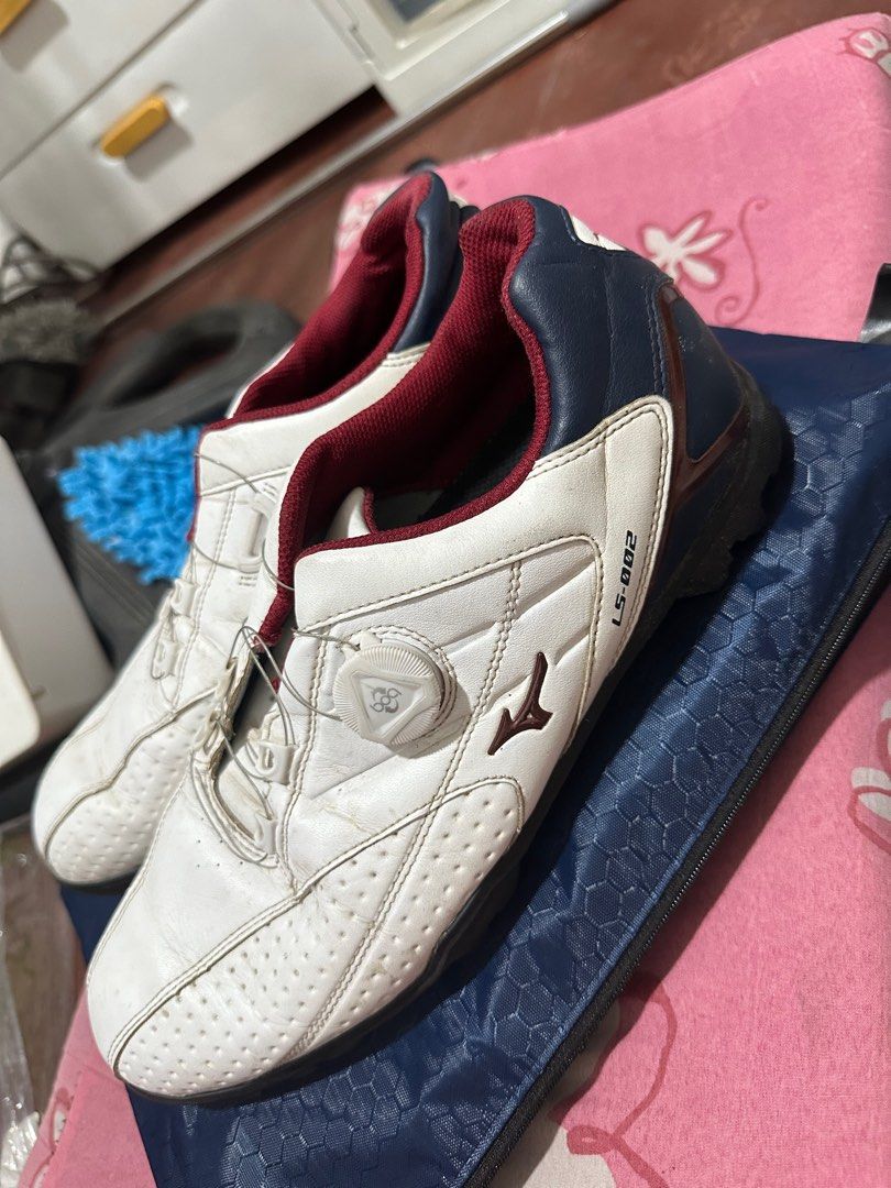 Mizuno shoes made in vietnam deals