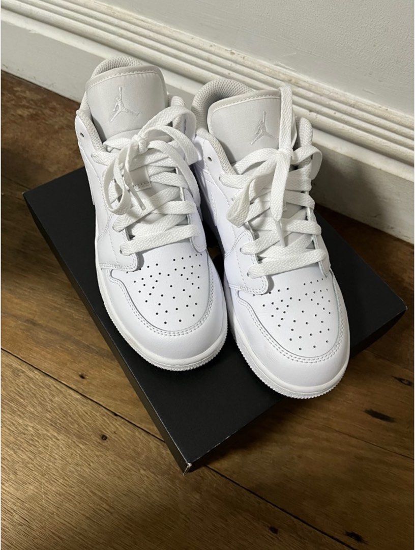 Nike Air Jordan 1 Low (Category: Sneakers) located in Quezon City. Submitted by ctmcky (Listing ID 1316732792, Image 2). Description: Air Jordan 1 Low Triple White Size 5Y (23.5cm, 6.5W/5M) Used once only I bought this from a personal shopper in Japan Rfs: Decluttering .