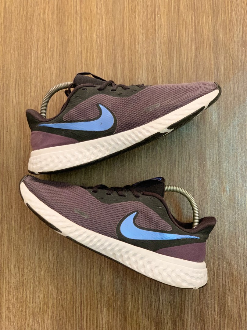 ORIGINAL NIKE REVOLUTION 5 RUNNING 8.5uk 27.5cm Men s Fashion Footwear Sneakers on Carousell