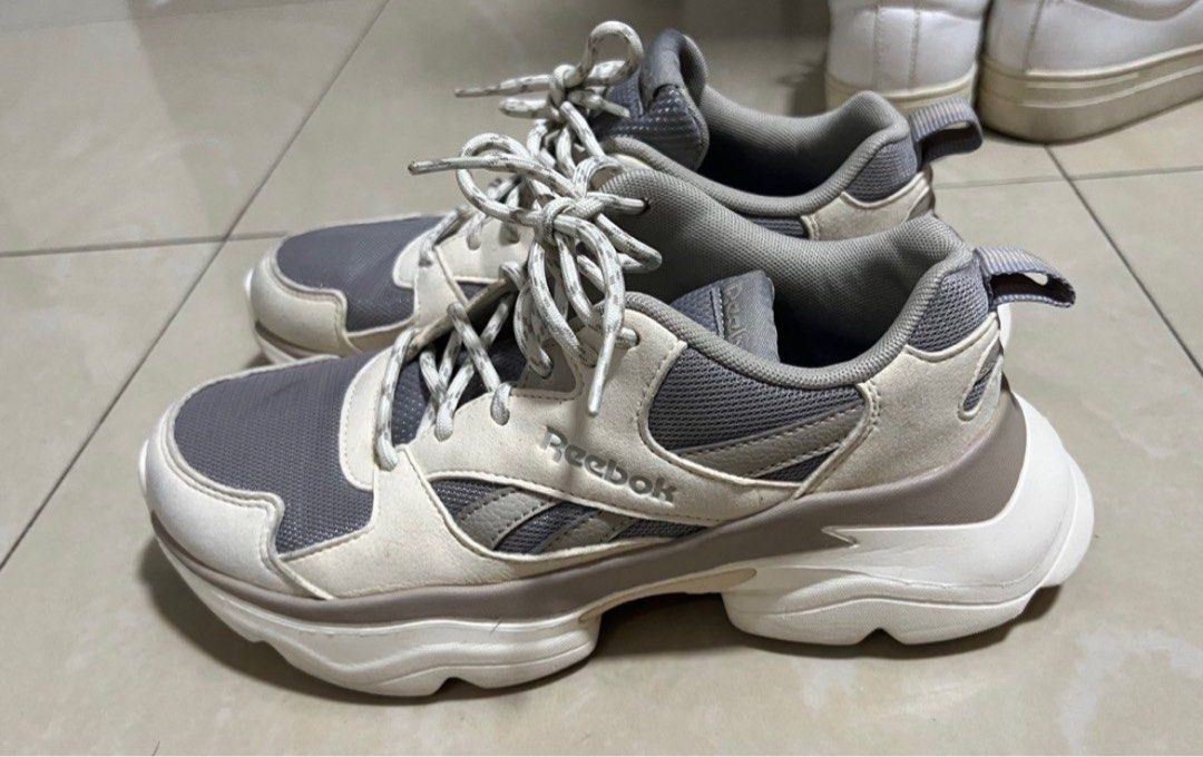 Reebok x wanna one royal bridge 3.0 best sale