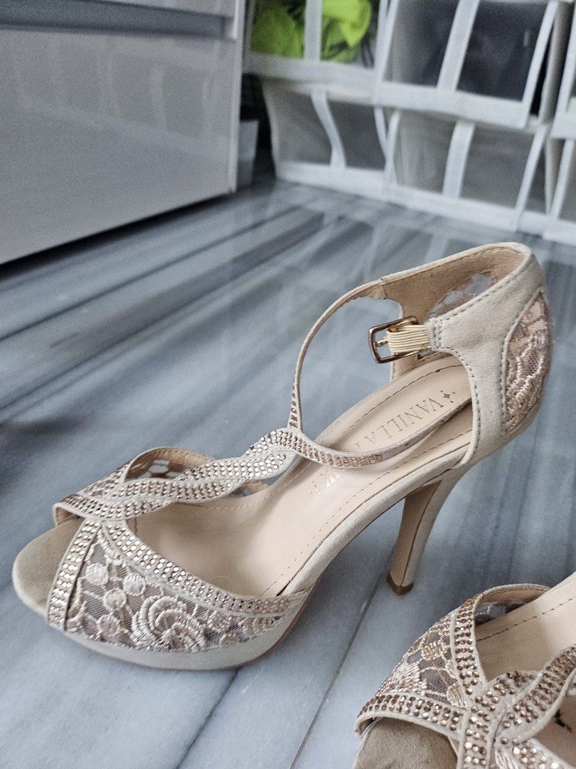 Cathy jean platform sandals top