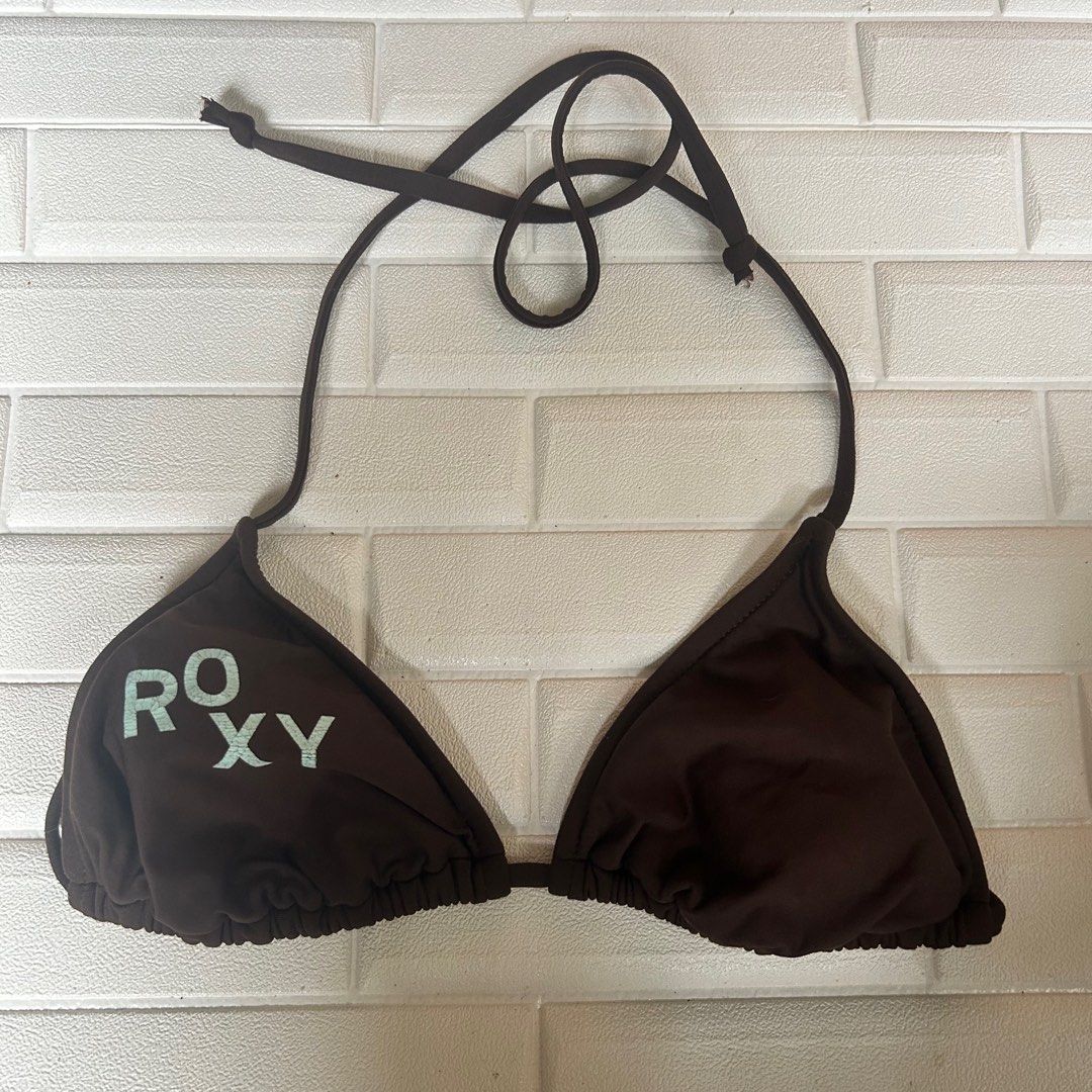 Roxy String Bikini Top (Category: Bikinis & Swimsuits) located in Manila. Submitted by sheelavie (Listing ID 1316720414, Image 1). Description: Price when bought: Size: Fits Small (32-34) Brand: Roxy Color: Brown Condition: 8/10 Detail/s: Preloved - String style Bikini - No pads included but it has a pad slot to put the pads .