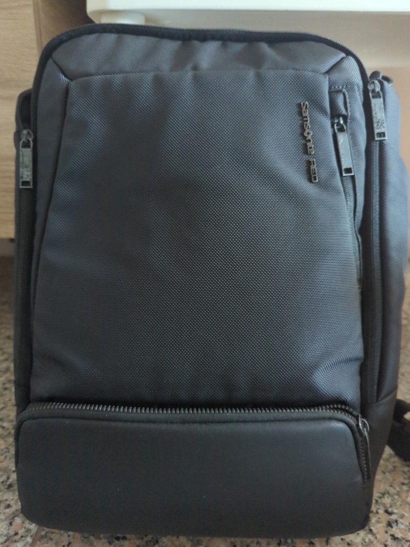 Samsonite Red Ruthvean bagpack