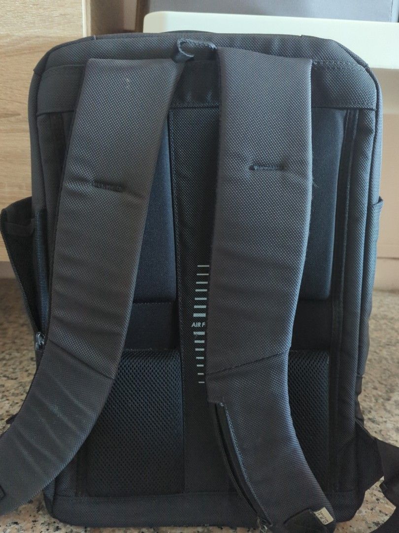 Samsonite Red Ruthvean bagpack