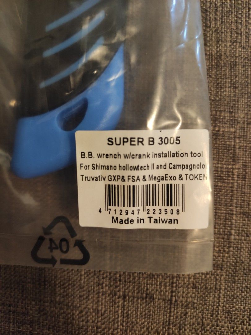Super B bottom bracket tool for hollowtech bb (CLEARANCE SALE) (Category: Bicycles) located in Quezon City. Submitted by crci12 (Listing ID 1316665532, Image 2). Description: CLEARANCE SALE SuperB BB wrench and tensioner installation tool for hollowtech (shimano bb52/rs500) Made in Taiwan P340 LAST PRICE *Meet ups at Yokohama service center/Simplicity mini stop commonwealth ave., qc., fronting home depot (kindly message us for schedule of meet up