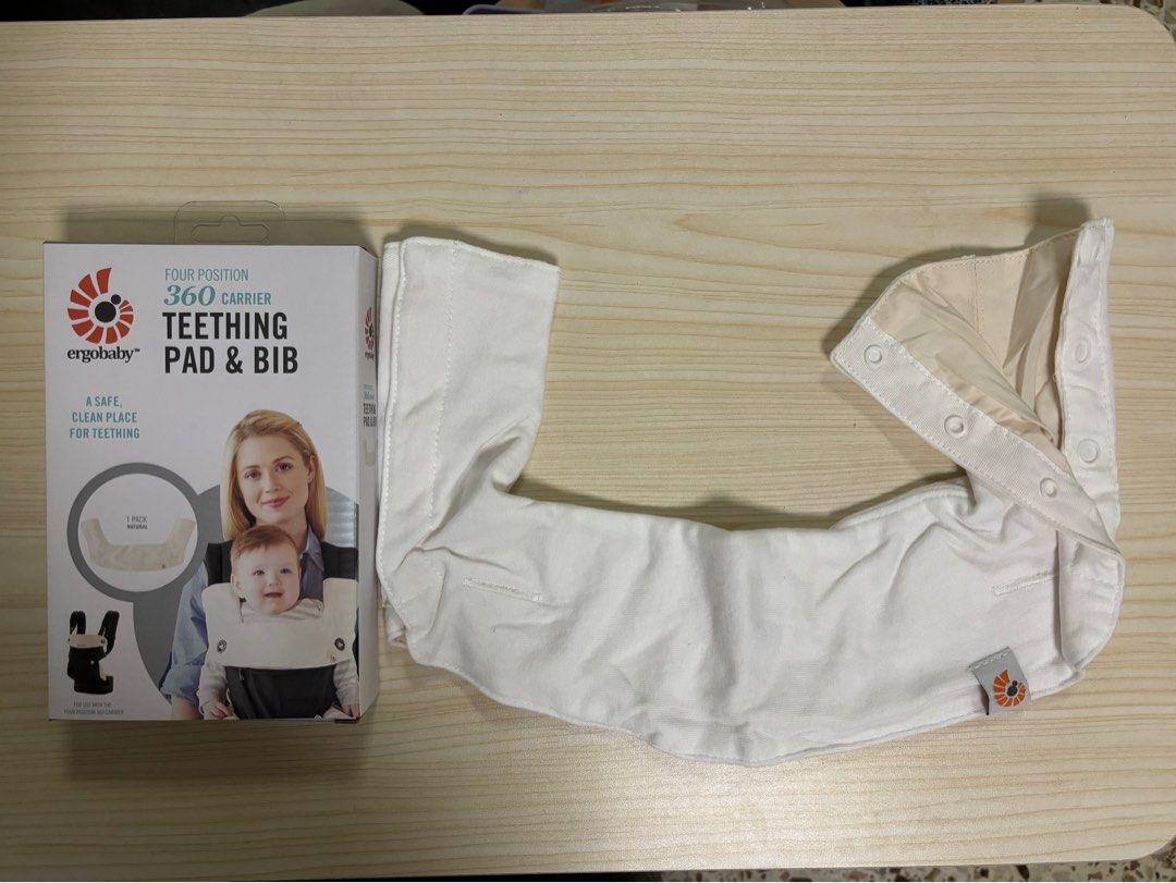 Ergobaby four position 360 teething pad and bib online
