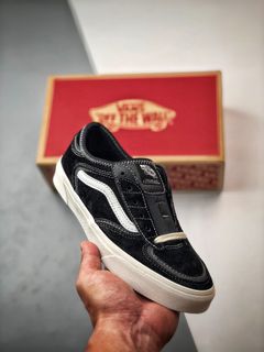 (Category: ) located in . Submitted by khai.uasneakers (Listing ID 1316749457, Image 1). Description: .