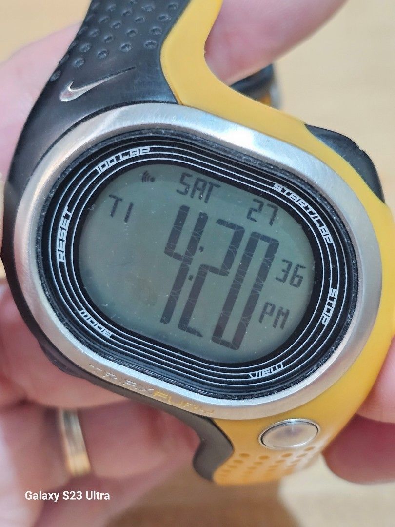 nike triax fury watch