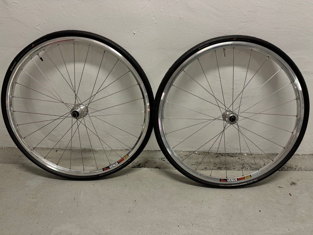 Chrome 700c wheelset 2025