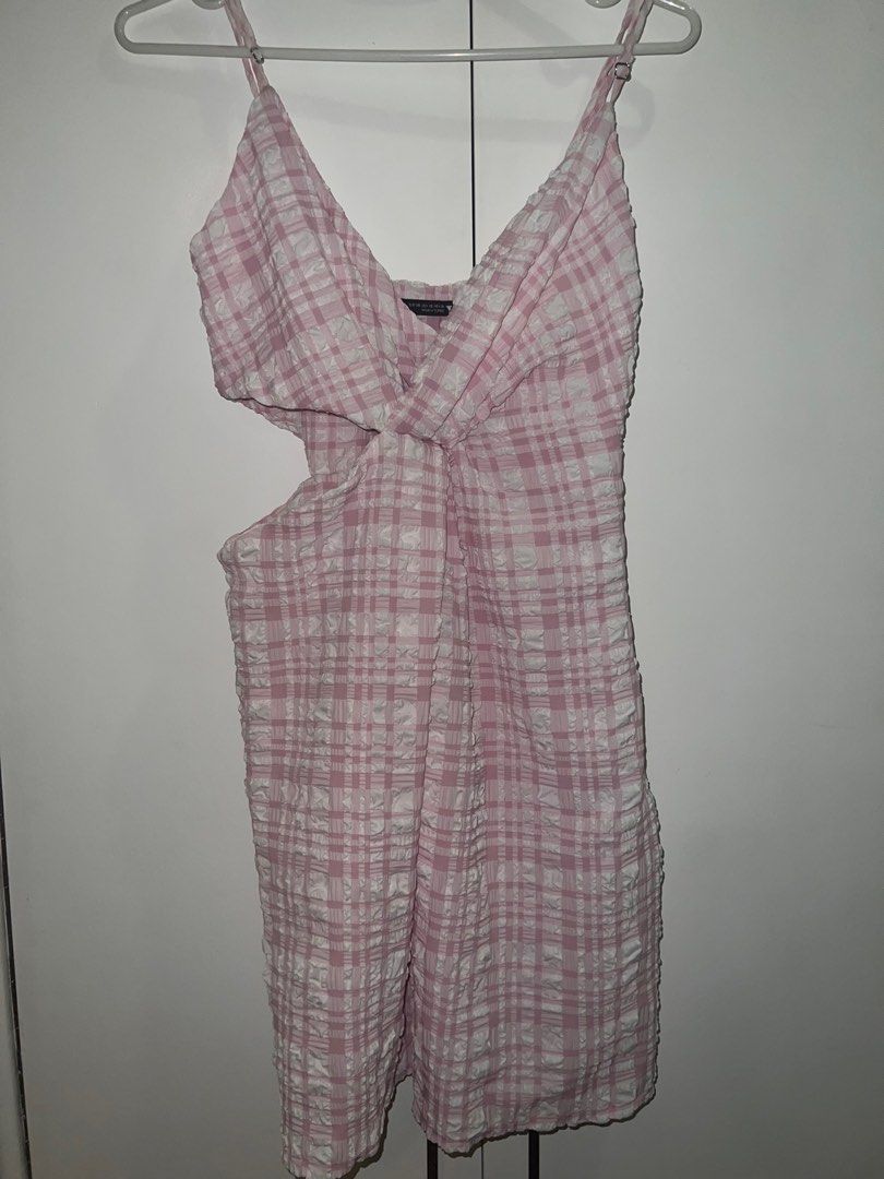 Zara Cut-out Dress (Category: Dresses) located in Quezon City. Submitted by _dolfin (Listing ID 1316660994, Image 1). Description: Bought for 2k; Used Once.