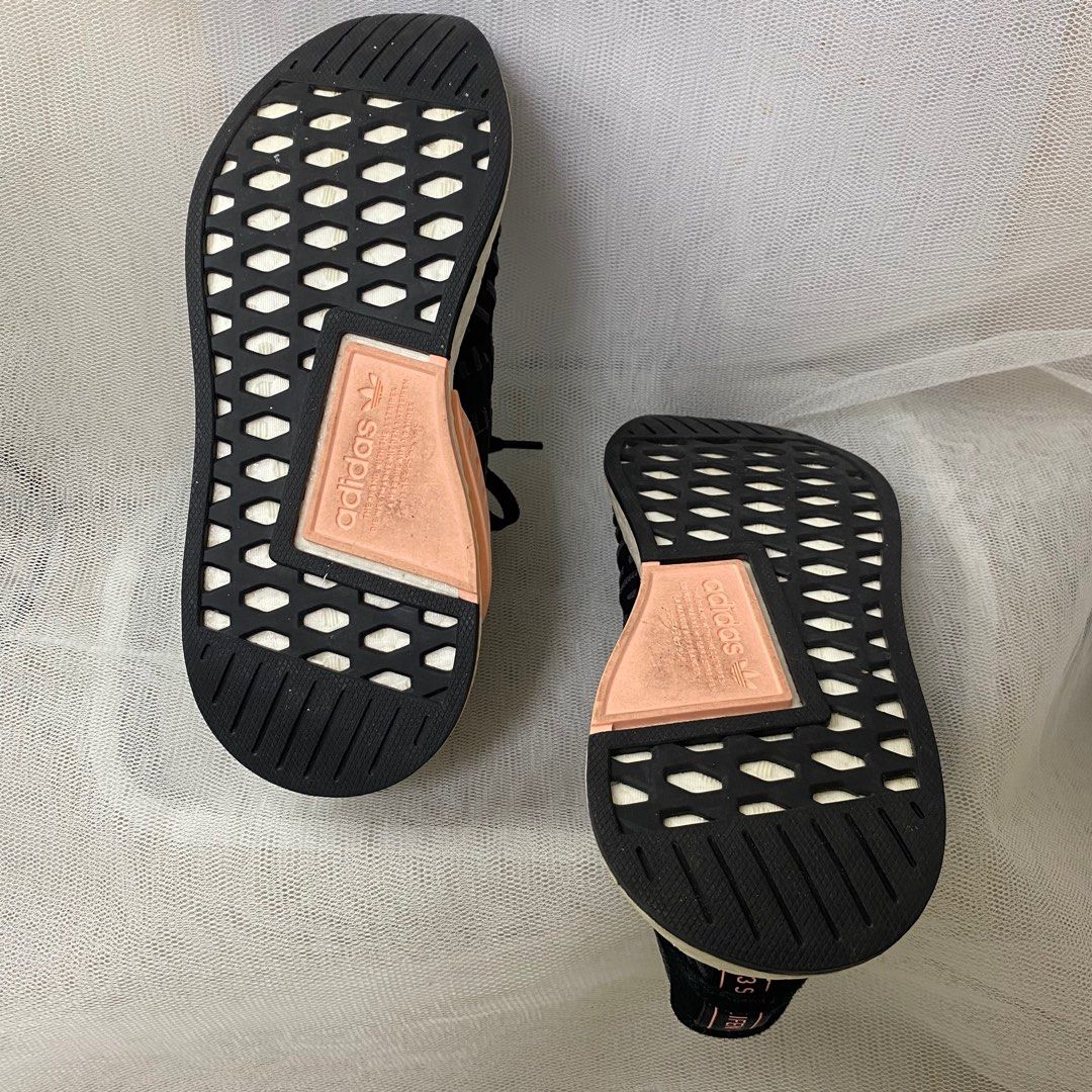 Adidas Boost (Category: Casual Shoes) located in Pasig City. Submitted by peritph (Listing ID 1316931675, Image 3). Description: .