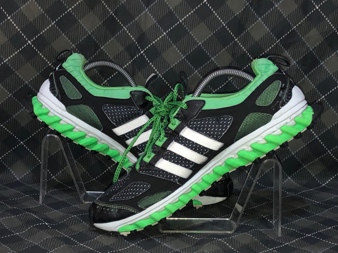Adidas Incision TR Fesyen Pria Sepatu Lainnya di Carousell