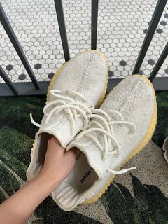 dirty yeezy cream white