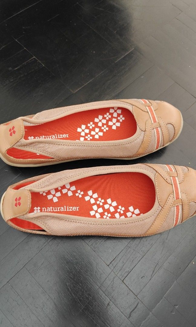 Authentic Naturaliser shoes