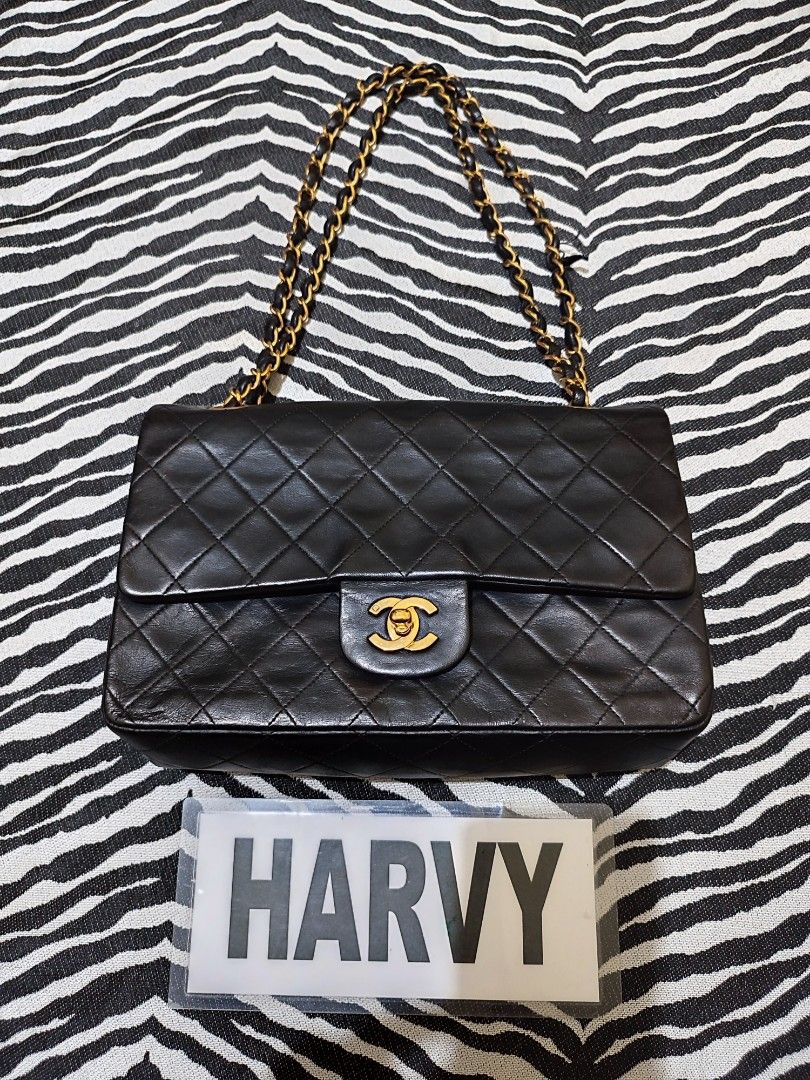 Vintage classic chanel bag deals