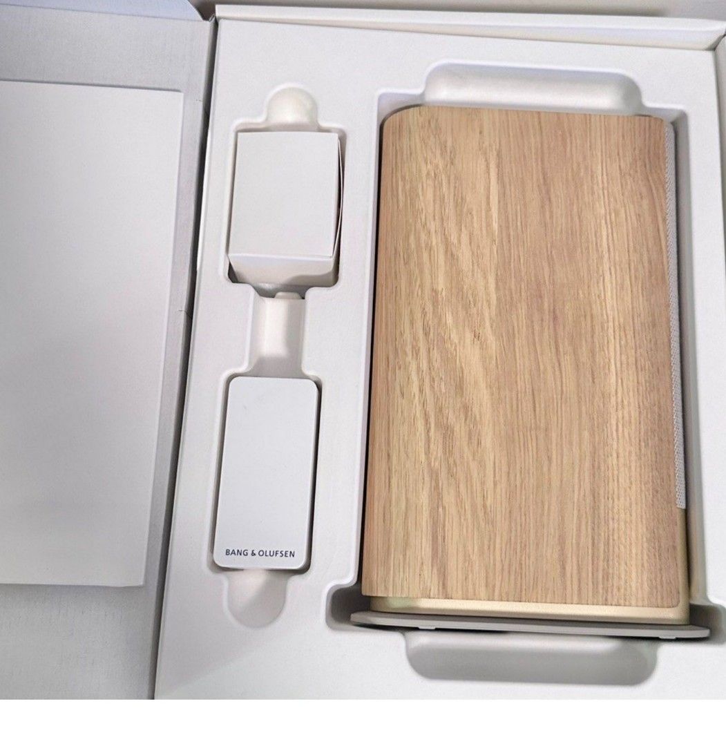 Bang & Olufsen: Beosound Emerge Bluetooth Speaker (Category: Soundbars, Speakers & Amplifiers) located in Quezon City. Submitted by etc06 (Listing ID 1316825146, Image 3). Description: Bang & Olufsen Beosound Emerge (Oak) SRP as of Feb 2025 is ₱81,700 Good as brand new - Opened and used a few times only - Complete and full set in box Bang and Olufsen Beosound Emerge Beoplay Beosound H95 H100 H9 H8 A9 A2 Level Balance Emerge.