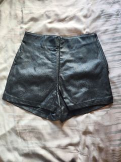 (Category: ) located in . Submitted by vlee_ (Listing ID 1316891059, Image 1). Description: .