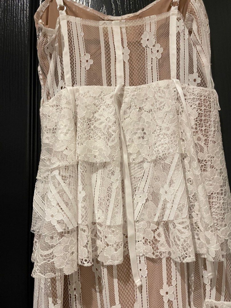 BNWOT For Love Lemons Lace Dress XS Women s Fashion Dresses Sets Dresses on Carousell