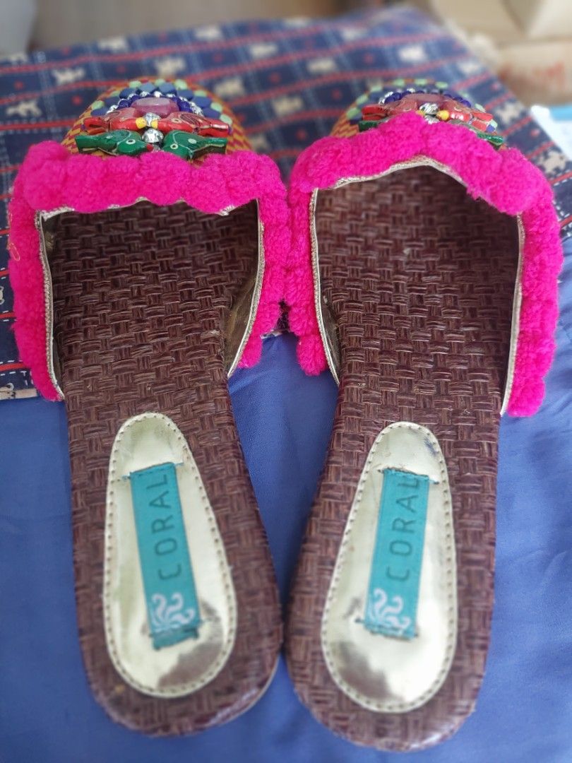 Branded Authentic usa italy Shoes heels boots flats flowers mexico sandals clearance gucci coachh Y3 VANS conversee guccii sale discount deals Women s Fashion Footwear Sandals on Carousell