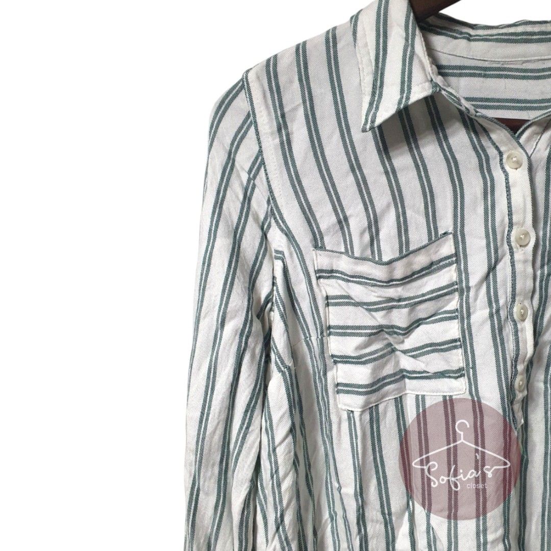 Button Down Shirt Rayon (Category: Shirts) located in Angeles City. Submitted by sofias_closet (Listing ID 1316987342, Image 3). Description: Sofia’s Closet Fit: Large to XL Condition: Lightly Used Color: White, Dark Green Fabric: Rayon Info: - Actual photos posted Shipping Fee: Shouldered by buyer Same-day Delivery: Lalamove or Grab in Angeles City or Mabalacat Meetup: Immaculate Concepcion Parish Balibago only.
