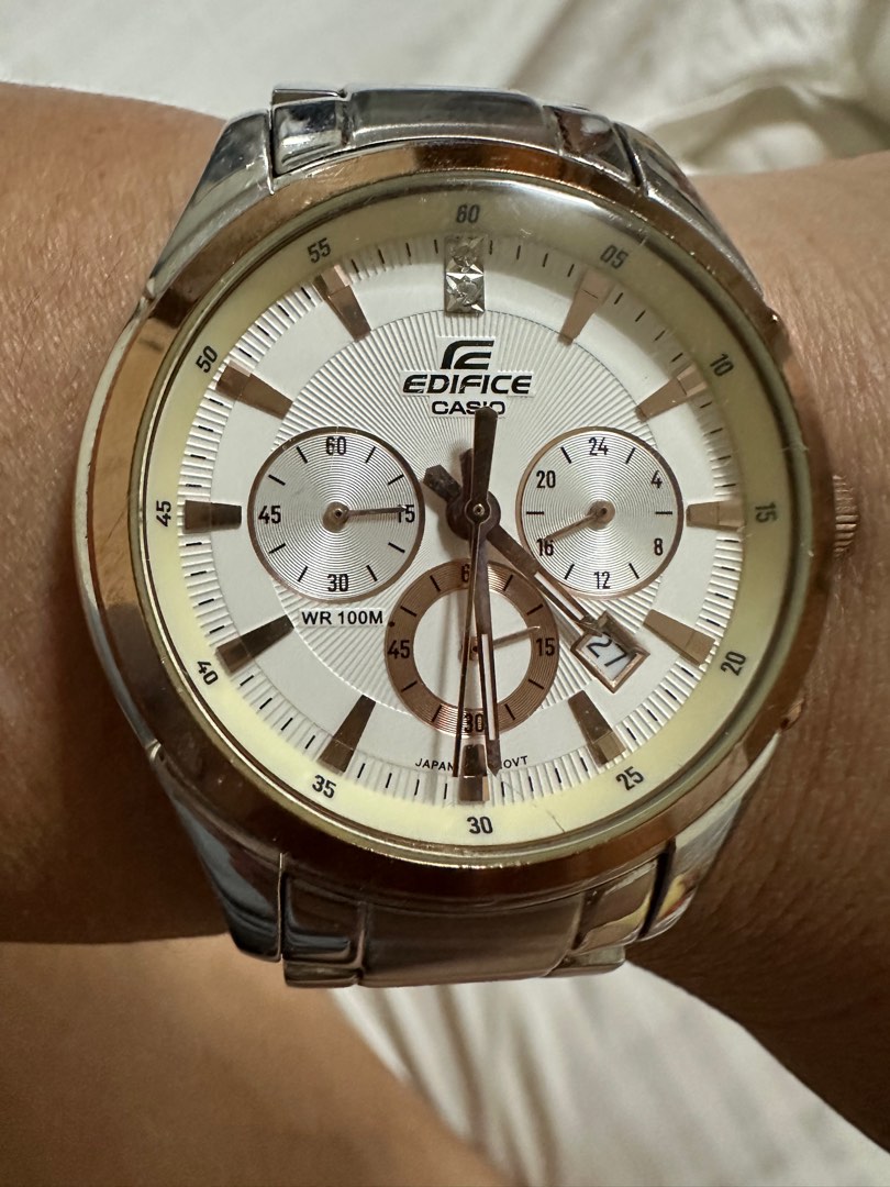 Casio Edifice Chronograph White Dial Men s Watch EF 530P 7AVDF ED346