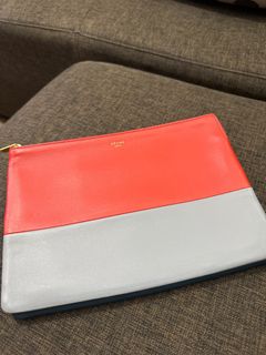 (Category: ) located in . Submitted by blingandbags (Listing ID 1316955122, Image 1). Description: .