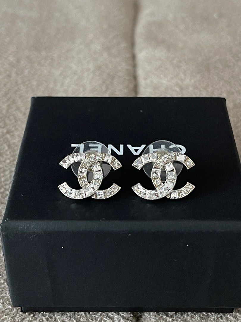 Chanel Earring