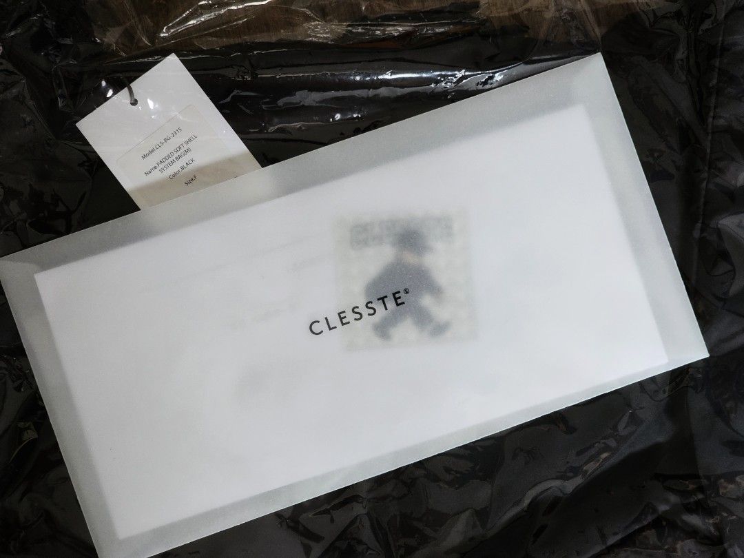 CLESSTE Padded Soft Shell System Bag, 名牌, 手袋及銀包- Carousell