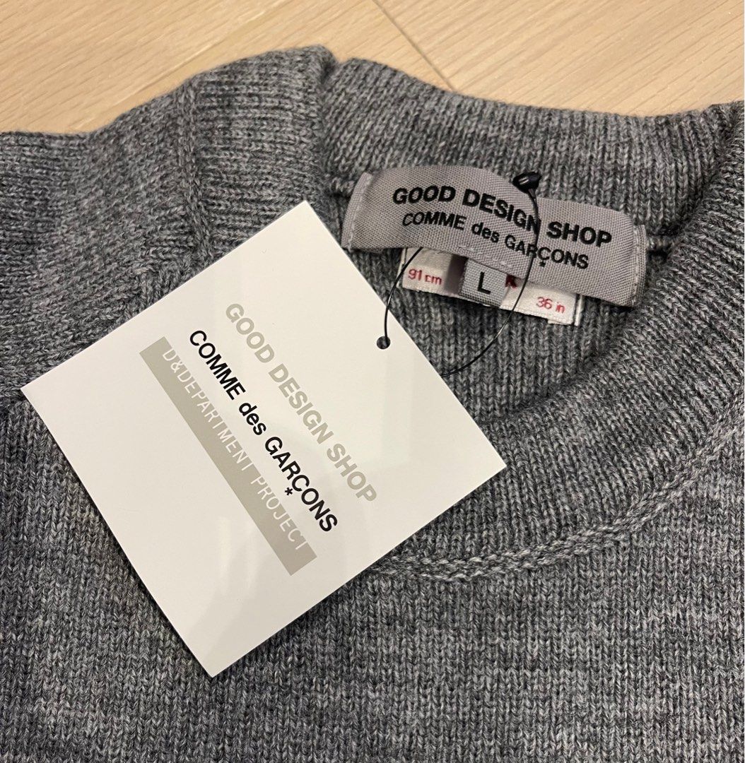 Comme des Garcons Sweater (L), 女裝, 上衣, 其他上衣- Carousell