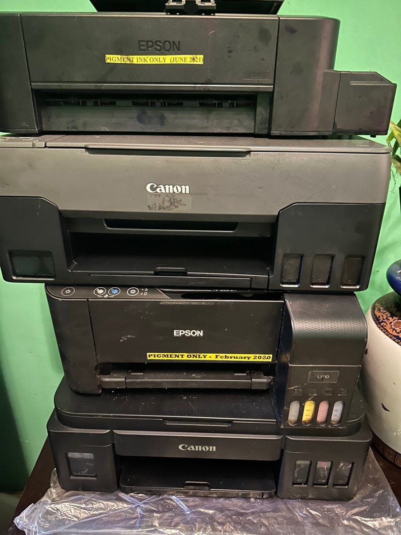 Defective printers ( printhead need to be replaced) (Category: Printers, Scanners & Copiers) located in Antipolo. Submitted by kichithedoggo (Listing ID 1316825063, Image 1). Description: Take all 4 printers 2 canon , 2 epson negotiable.