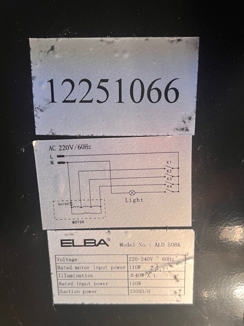 Elba Range hood ALD 50BK (Category: Hobs & Hoods) located in Pasig City. Submitted by berlinb (Listing ID 1316933998, Image 2). Description: Elba cooker hood ALD 50BK 50cm x 50cm Never been use With original warranty booklet and accessories All working. No issue.