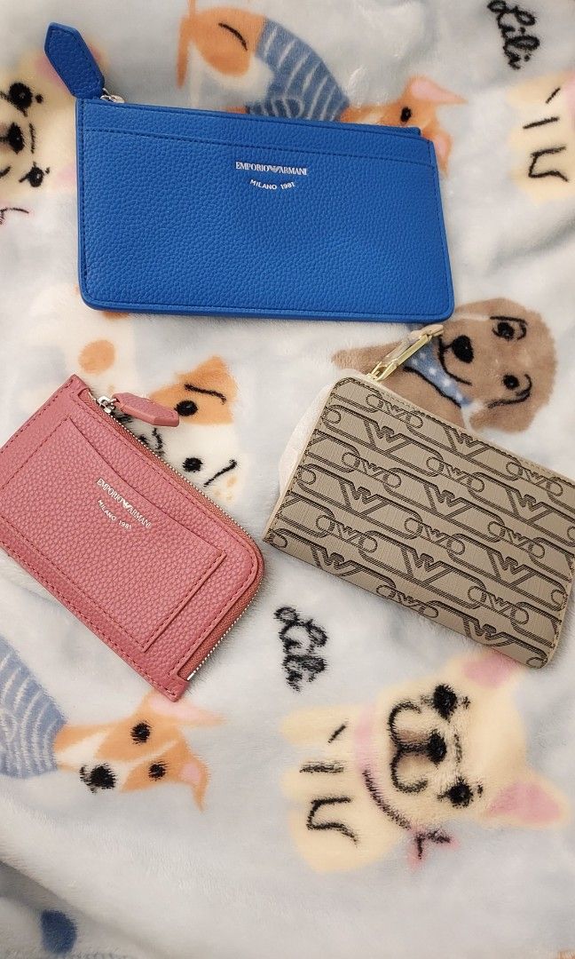 Emporio Armani card holder wallet 銀包, 名牌, 手袋及銀包- Carousell
