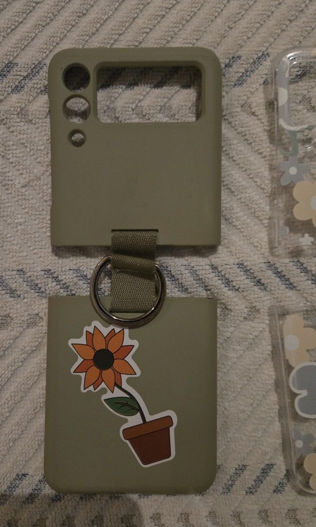 Flip 3 cases (Category: Cases & Sleeves) located in San Juan City. Submitted by dannitsai (Listing ID 1316928634, Image 3). Description: .